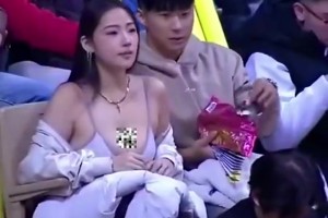 宝岛联赛的导播真是有一双善于发现美的眼睛，这必须加鸡腿！